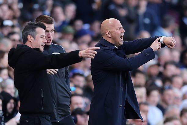 华体会体育app-一刻钟三送礼！阿森纳不追，利物浦不急？