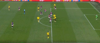 下载-【欧冠】吉拉西戴帽多特奏凯，狼狈巴萨总分5比3晋级