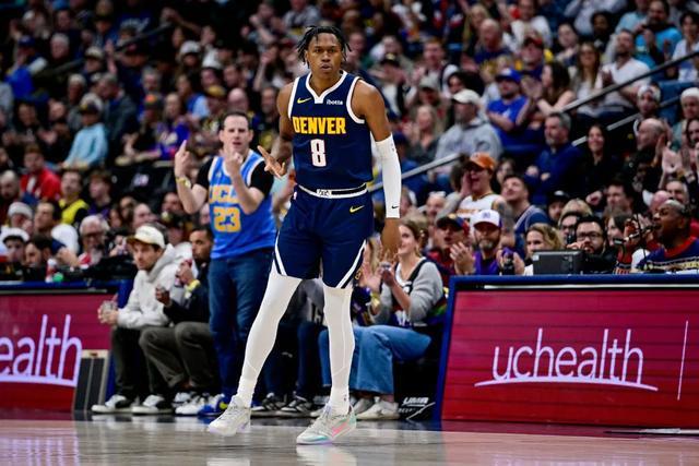 大学场均3.3分的糙哥们，也能拿周最佳？