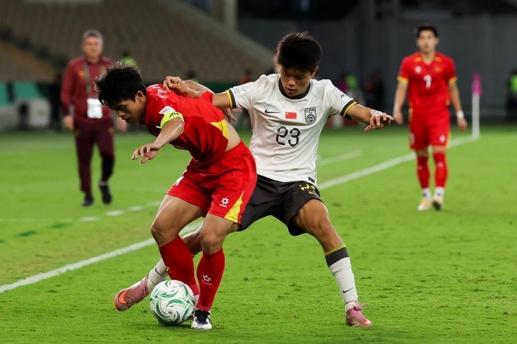 华体会app下载入口-2026赛季中超前瞻：争冠集团阵容庞大，“闯入者”雄心勃勃！