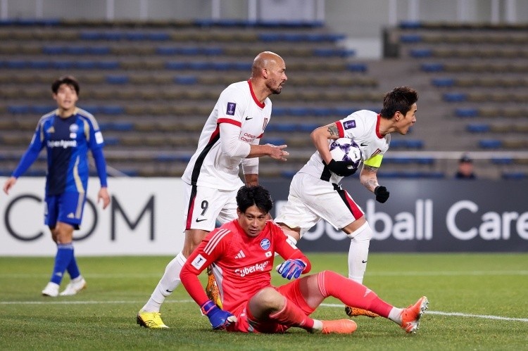 华体会app下载入口-2026赛季中超前瞻：争冠集团阵容庞大，“闯入者”雄心勃勃！